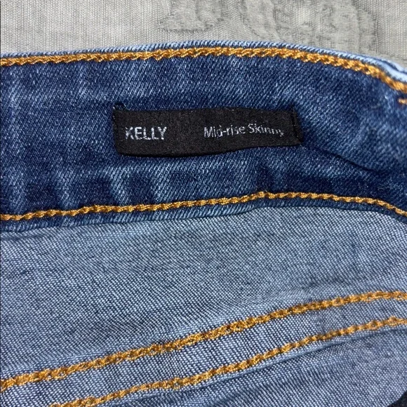 WOMENS SIZE 10P | Tahari Kelly Mid-Rise Skinny Denim Jeans - Picture 4 of 7
